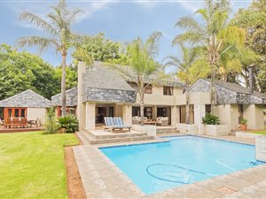 4 Bed House in Oaklands