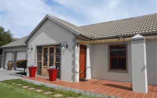 4 Bedroom House in Onverwacht