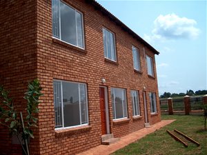 2 Bedroom Duplex in Clarina