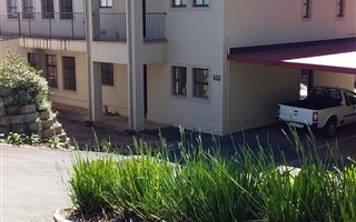 2 Bedroom Duplex in Hilton
