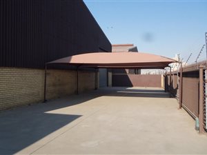 1100 m² Industrial space in Wadeville