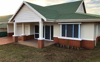 2 Bedroom House in Mt Edgecombe