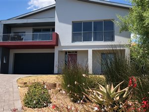 4 Bed House in Bel Aire