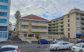 1.5 Bedroom Apartment in Strand Central