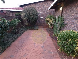 2 Bed Simplex in Montgomery Park