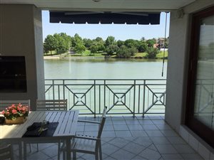3 Bed House in Cedar Lakes