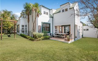 4 Bedroom House in Paulshof