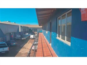75 m² Industrial space in Umbogintwini