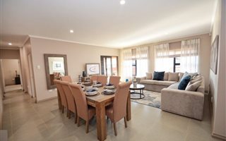 3 Bedroom Simplex in Boskruin