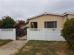 3 Bed House in Worcester West