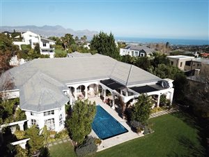 4 Bed House in Bel Aire