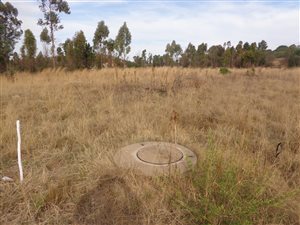 1070 m² Land available in Roodeplaat