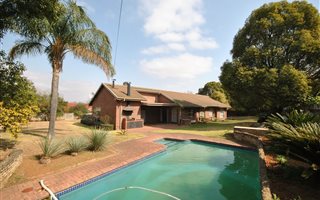 4 Bedroom House in Aviary Hill