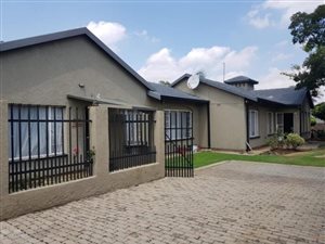 3 Bed House in Freeway Park