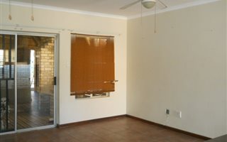 3 Bedroom House in Waterval East