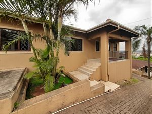 3 Bed Townhouse in Kenville
