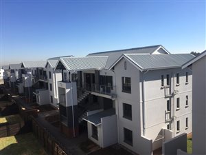 2 Bed Apartment in Klipfontein View