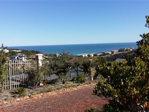 1640 m² Land available in Cola Beach