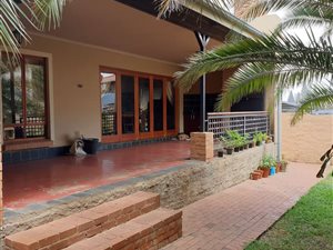 4 Bed Townhouse in Bronberrick