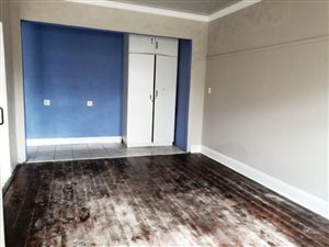 Bachelor apartment in Cambridge