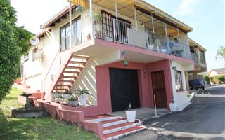2 Bedroom Duplex in Hibberdene