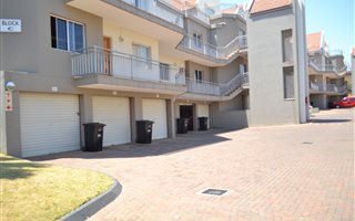 2 Bedroom Apartment in Halfway Gardens