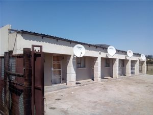 5 Bed Apartment in Tsolo
