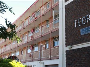 2 Bed Apartment in Pretoria West