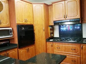 3 Bed House in High Ridge