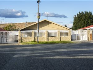 6 Bed House in Southdale