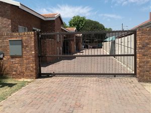 2 Bed House in Nigel