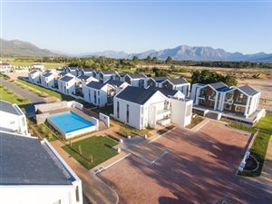 2 Bed Apartment in Val de Vie