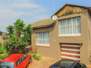 4 Bed House in Rosettenville