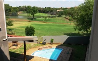 4 Bedroom House in Magalies Golf Estate