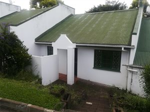 2 Bedroom Simplex in Caversham Glen
