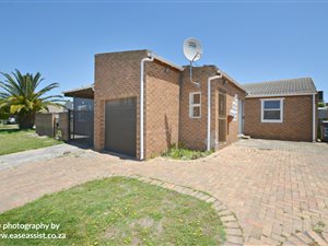 2 Bed House in Scottsdene