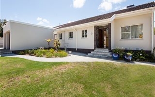 3 Bedroom House in Fernglen