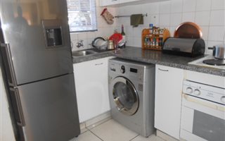 2 Bedroom Flat in Meyersdal