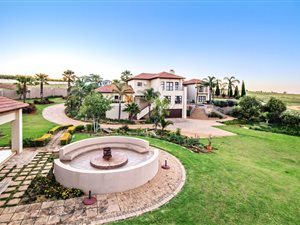5 Bed House in Mooikloof Glen