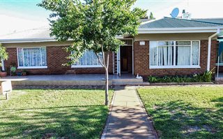 4 Bedroom House in New Park