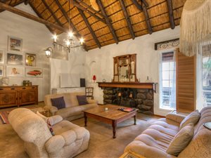 3 Bed House in Parktown North