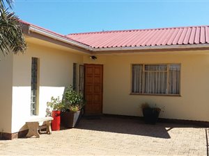 1 Bed Garden Cottage in Queenstown