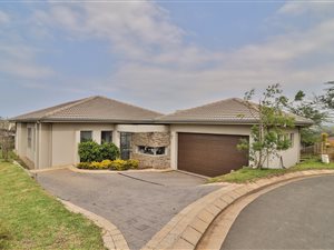 4 Bed House in Palm Lakes Estate