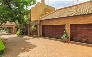 4 Bedroom House in Centurion Golf Estate