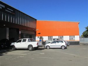 111 m² Industrial space in Pinetown Central