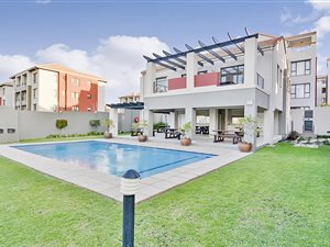 1 Bed Apartment in Lonehill
