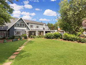 4 Bed House in Libradene