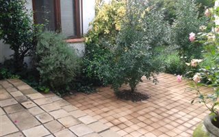 2 Bedroom Garden Cottage in Clydesdale