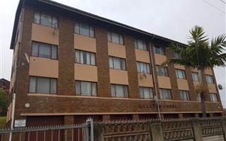 1 Bedroom Flat in Montclair