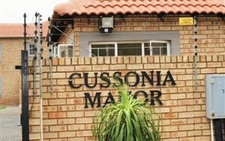 2 Bedroom Townhouse in Meyersdal
